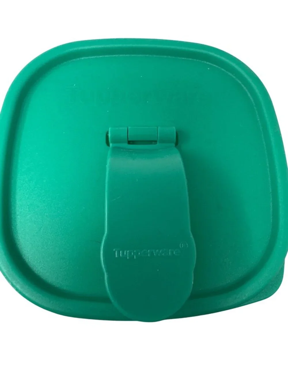 Tupperware Juice Container Green Slimline Tall Square 2 Quarts 5772D-1 Pitcher
